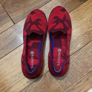 Rothy's The Loafer Red Camo Round Toe Loafer Slip-On Flat Shoes NWOT